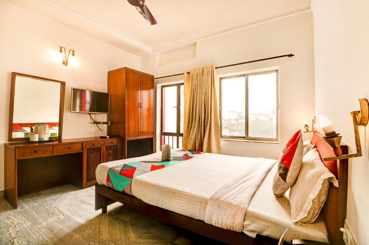 Camac Plaza Hotel Kolkata Exterior photo